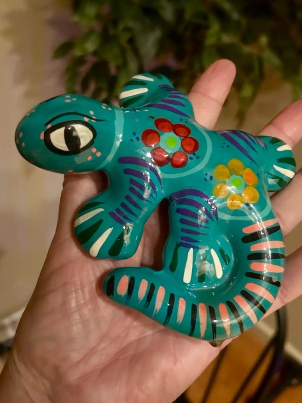 Mexican Telavara Mexican Gecko Hand Painted Folk Art.